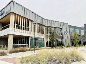 Hutton - Photo 2