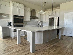 Luxurious Construction LLC - Photo 0