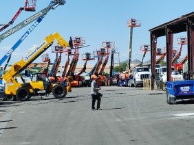 United Rentals - Photo 1