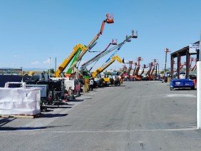 United Rentals - Photo 2
