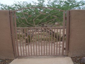 Kurt's Iron Pool Fencing - Photo 2