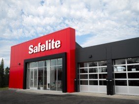 Safelite AutoGlass - Photo 1