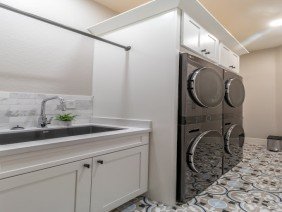Capital Mark Interiors LLC - Photo 4