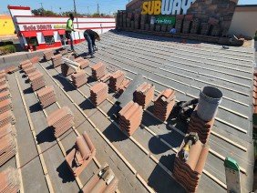 Discount Roofing LLC - Photo 1