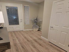 The Flooring Outfit - Photo 1