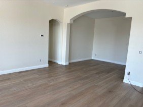 The Flooring Outfit - Photo 4