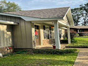 Professional Roofing and Construction - Photo 1