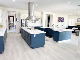The Flooring Outfit - Photo 6