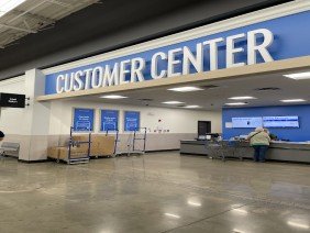 Walmart Garden Center - Photo 1