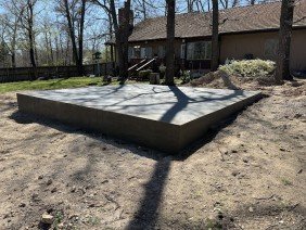White River Contractors Inc - Photo 1