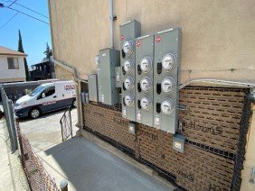 American Electrician Los Angeles - Photo 4