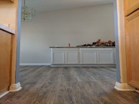 Floor Coverings International - Photo -1