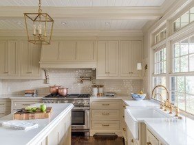 Pillar & Peacock - Photo 3