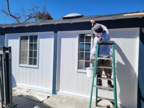 Build And Decor Construction - Photo 3