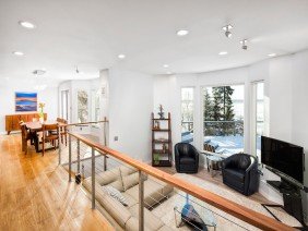 Treeline Construction - Photo -1