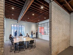 Integrated Architecture - Photo 1