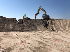 Versatile Industries - Photo 4