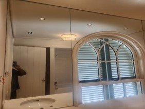 Open Windows Glass - Photo 1