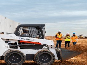 United Rentals - Photo 4