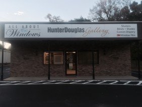 All About The Windows - Photo -1