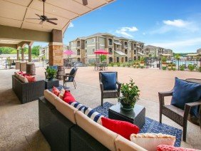 JNT Construction - Photo 1