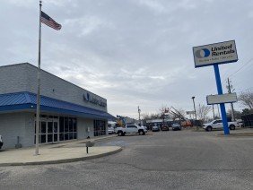 United Rentals - Photo 1
