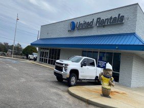 United Rentals - Photo 6