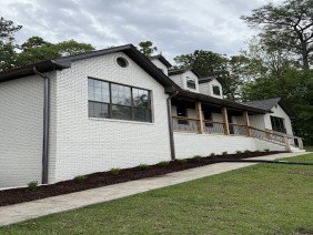 The Roofing Dudes - Photo -1