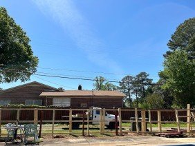 Hernandez Fencing - Photo 4