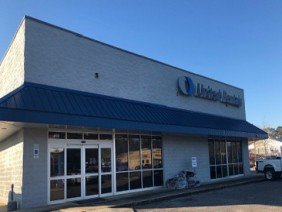 United Rentals - Photo -1