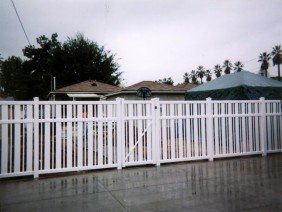 Mission Fence - Photo 3