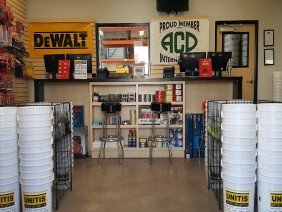 Unitis Contractor Supplies - Photo 1