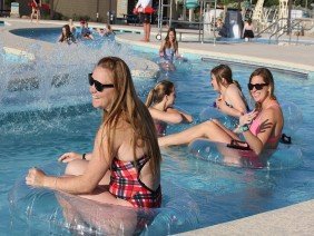 Mesa Aquatic Complex - Photo 2