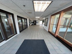 The Window Center - Photo 2