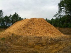 MELVILLE CONSTRUCTION LLC, green waste recycle, loam, mulch, sea shells - Photo 1