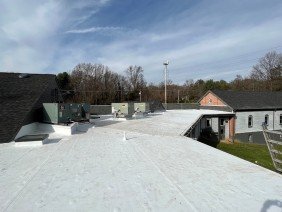 Landmark Roofing - Photo 2