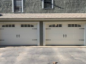 Lynoka Garage Door Services - Photo -1