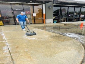 Preaux Wash & Landscape Lighting of Louisiana - Photo 2