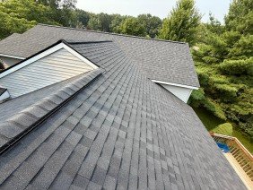 Mills Siding and Roofing - Photo 4