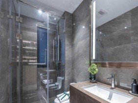 Exquisite Glassworks - Photo 5