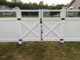 Colonial Fence Co. Inc. - Fence Contractor | Fencing Installation Company / Wholesale - Photo 1