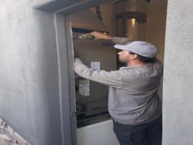 Cool Zone Air Conditioning & Heating - Photo 4