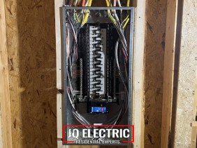 JQ Electric - Photo 4