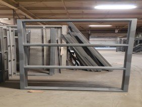 West Side Metal Door Cor - Photo 0