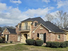 The Roof Shop - Photo 1