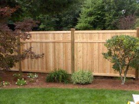 L & L Fence Co - Photo 1