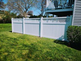 Straight Line Fencing - Photo 0