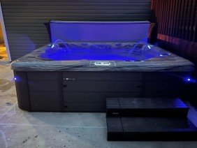 Atlantis Pool-Spas- Saunas - Photo 1