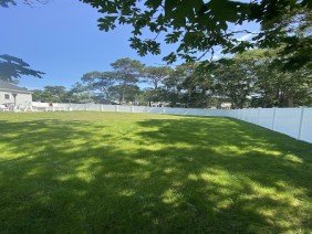 LaPlume fence - Photo 4