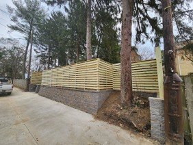 Best Landscape & Construction - Photo 5